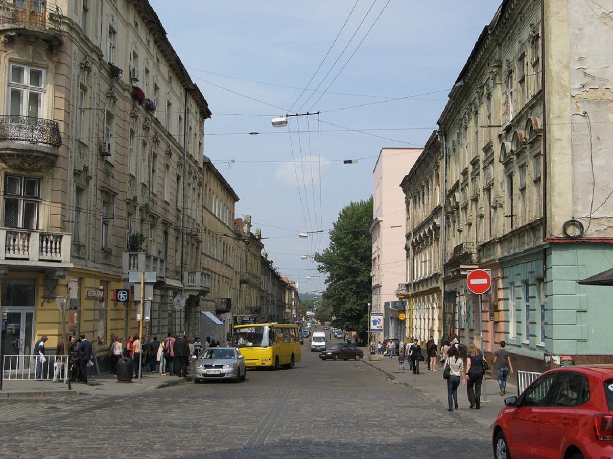 Віп Квартира Вулиця Куліша 13 Біля Форуму Недалеко Малевичу Lviv Extérieur photo